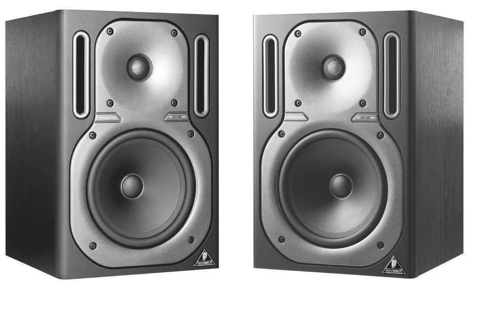 Zlevněný Behringer B 2030 A TRUTH-Pair