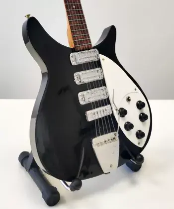 Miniatura kytary Music Legends PPT-MK053 John Lennon The Beatles Rickenbacker 350V63/12 Jen Po Omezenou Doba