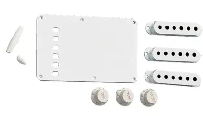 Sada pro Stratocaster Fender Strat Accessory Kit, White Originální