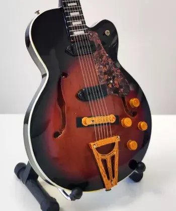 Miniatura kytary Music Legends PPT-MK129 Elvis Presley Gibson Super 400 CES Jen Po Omezenou Doba