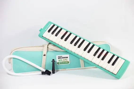 Suzuki MX-37C Melodion Must-Have