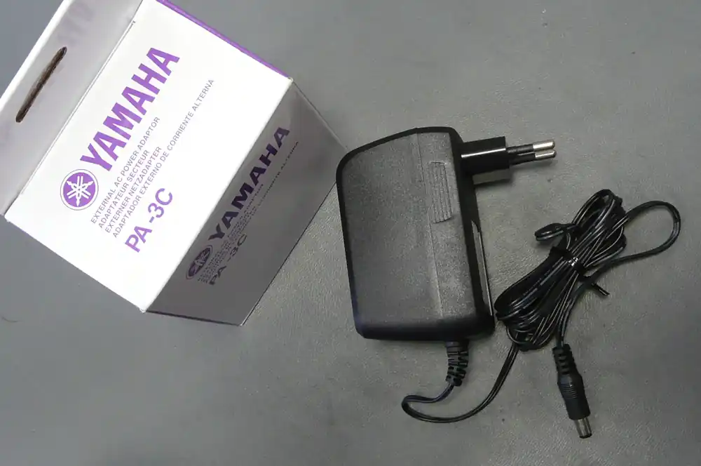 Síťový zdroj Yamaha PA 130 Cenově Výhodný